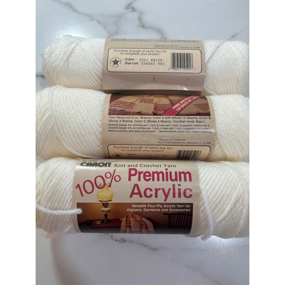 Caron Premium Acrylic Yarn White 2501 Dye‎ Lot 256065 Lot of 3 Skeins 4-Ply 3oz